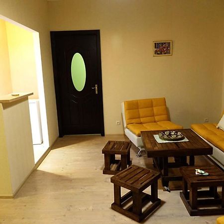 Apartment Vorontsov Тбилиси Екстериор снимка